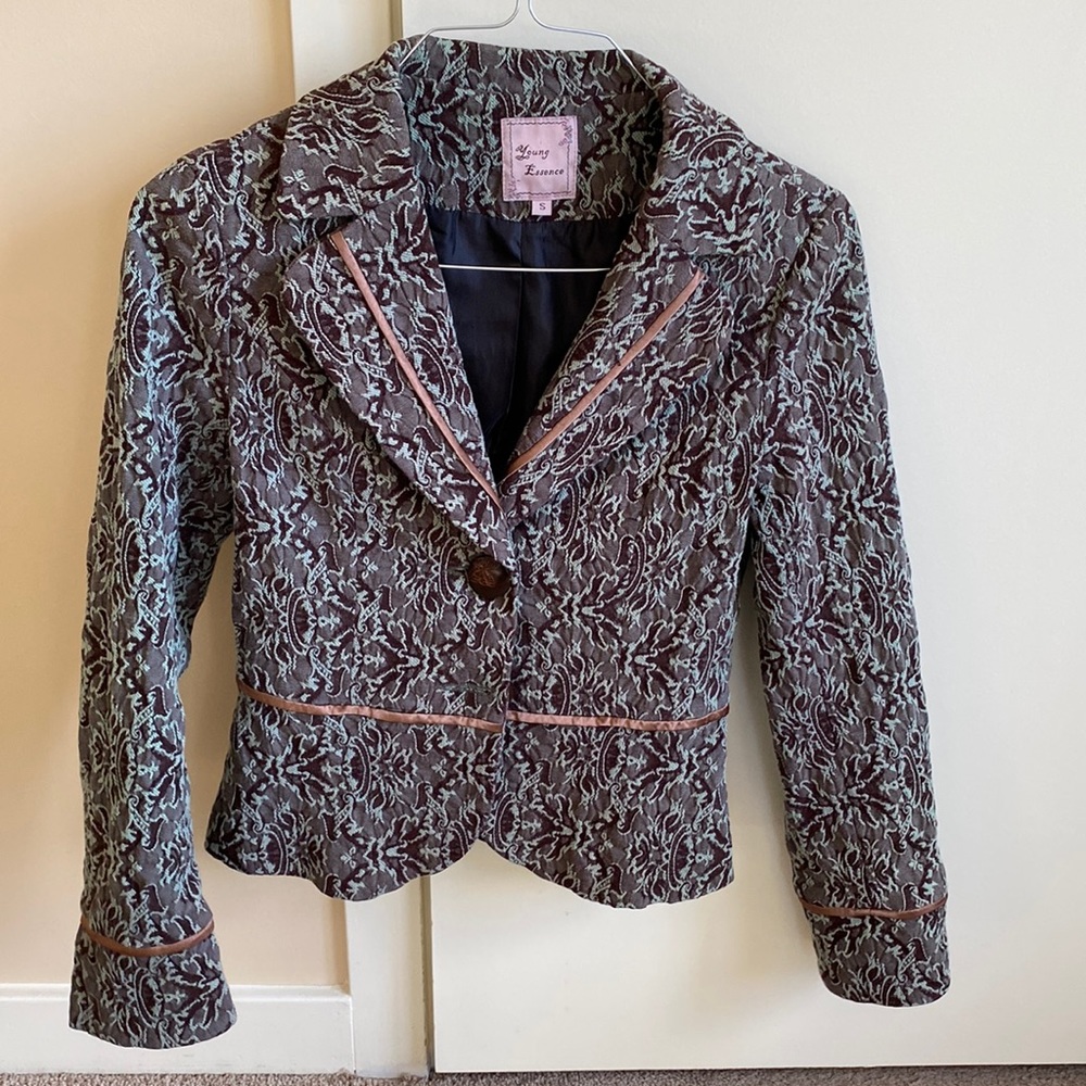 Women’s Embroidered Blazor